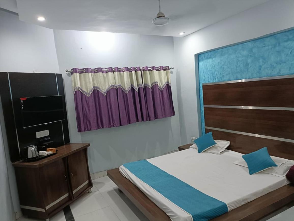 Hotel Krishna Residency Mahoba Exterior foto